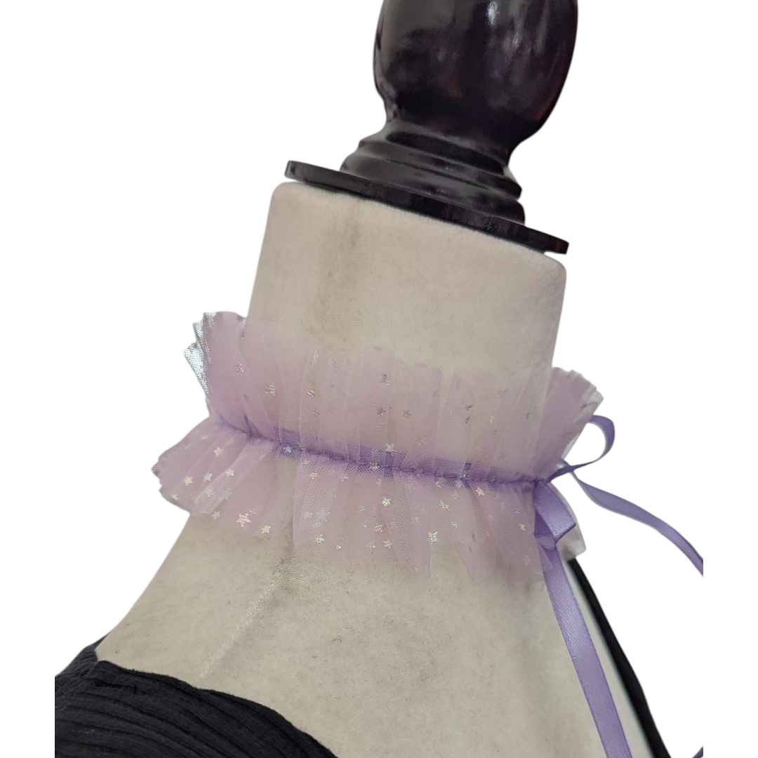Juego Choker estilo gorguera y muñequeras de gasa lila