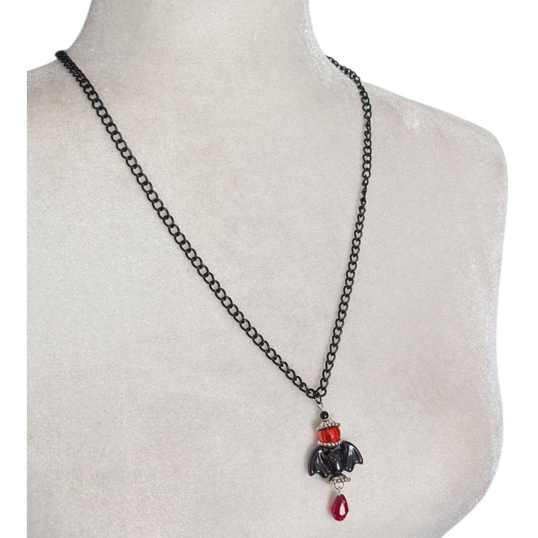 Collar murciélago wicked