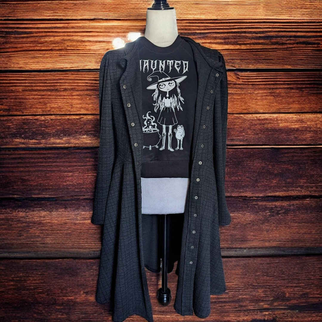 Sudadera cropped Brujita con Sapo