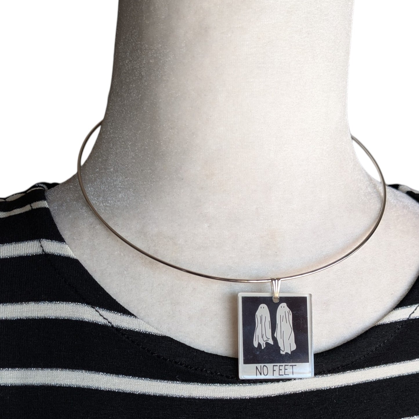 Collar No Feet fantasmas Beetlejuice