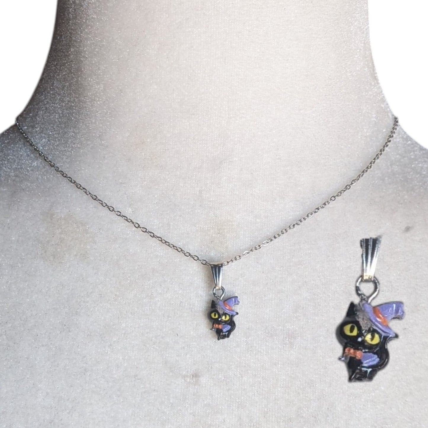 Collar Gatita Bruja