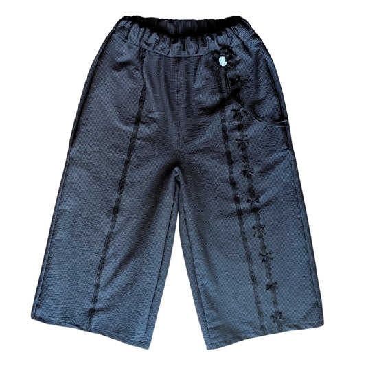 Bermudas Gothic Lolita