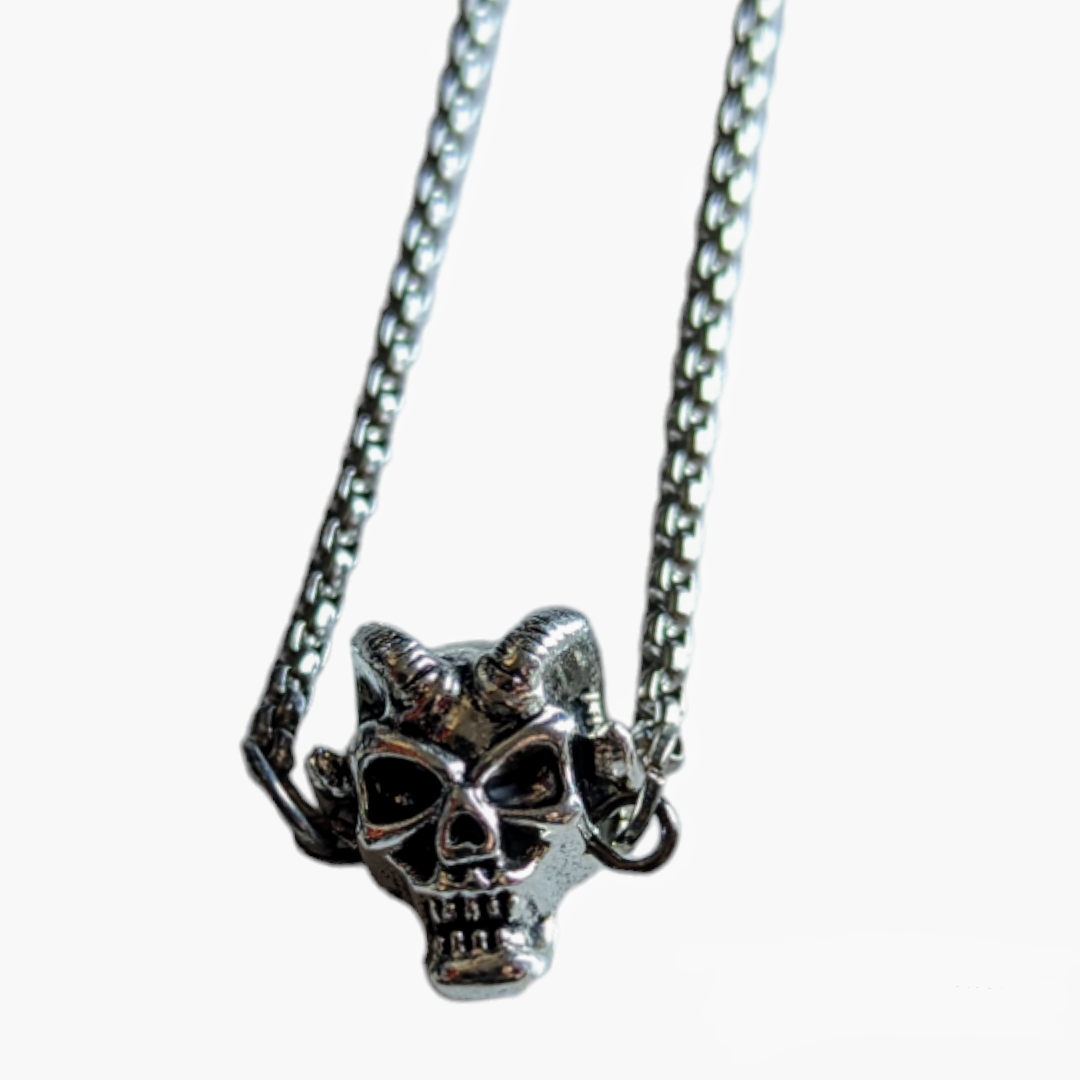 Collar Calavera con Cuernos