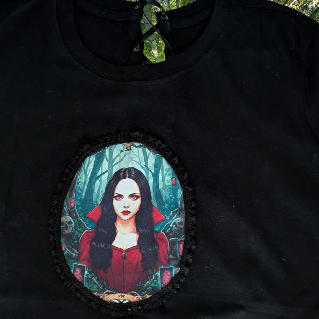 Camiseta Christina Vamp abierta