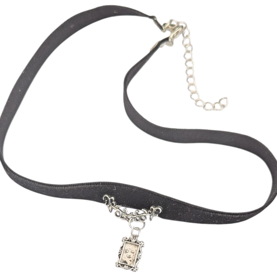 Chokers mini retratos