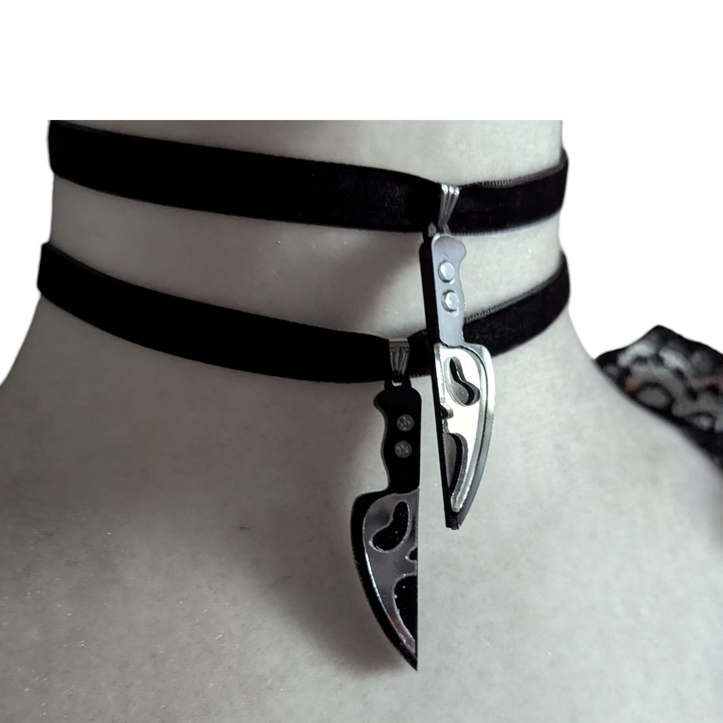 Gargantilla cuchillo Ghostface