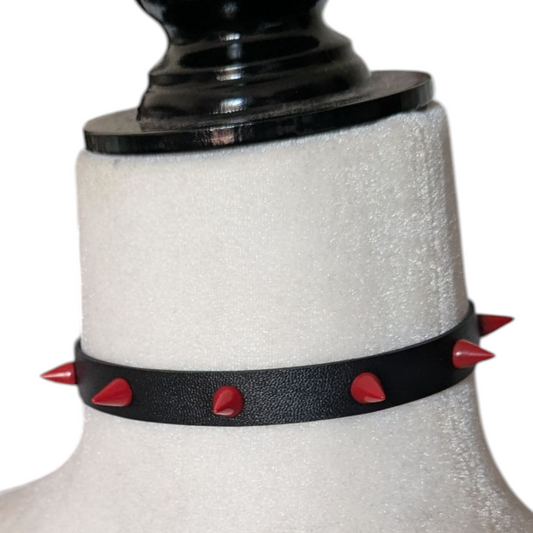 Choker picas roja de metal