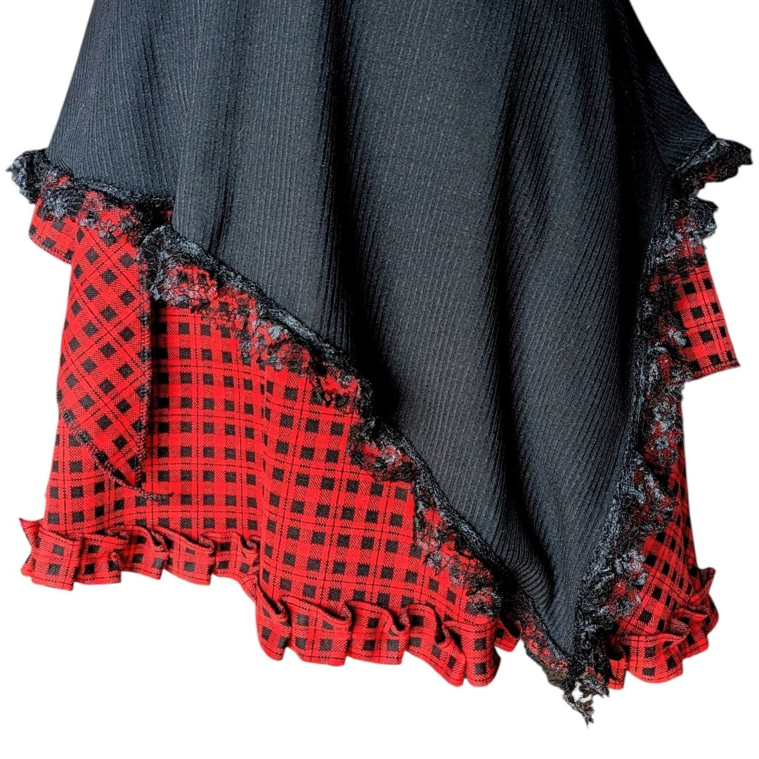 Conjunto falda, camiseta + collar