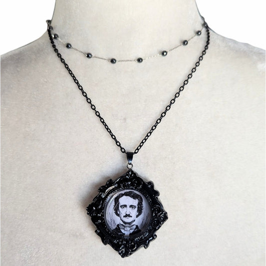 Collar cuadro Edgar A. Poe