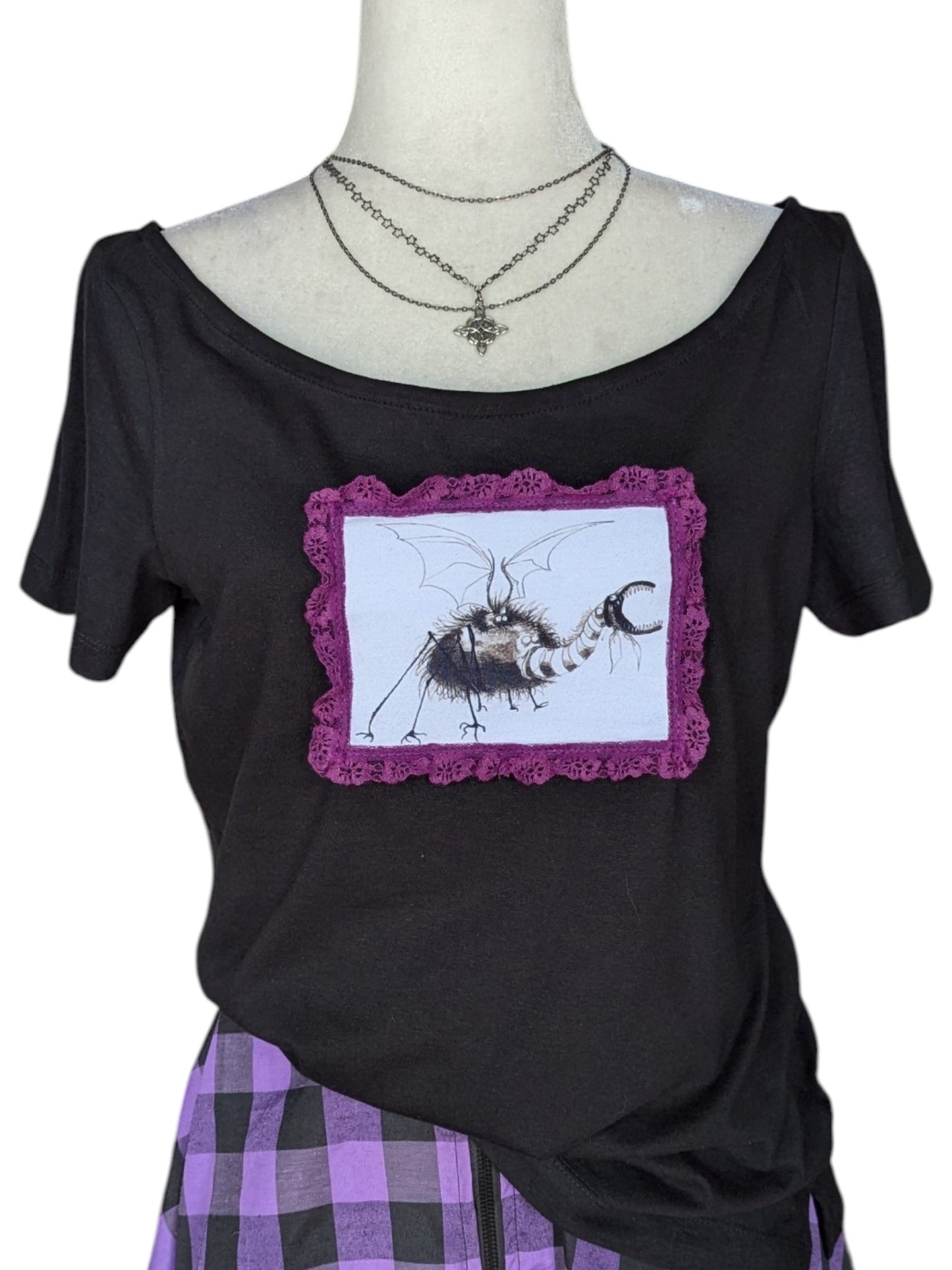 Conjunto falda, collar y camiseta+ Set Bats + camiseta Chica Rara