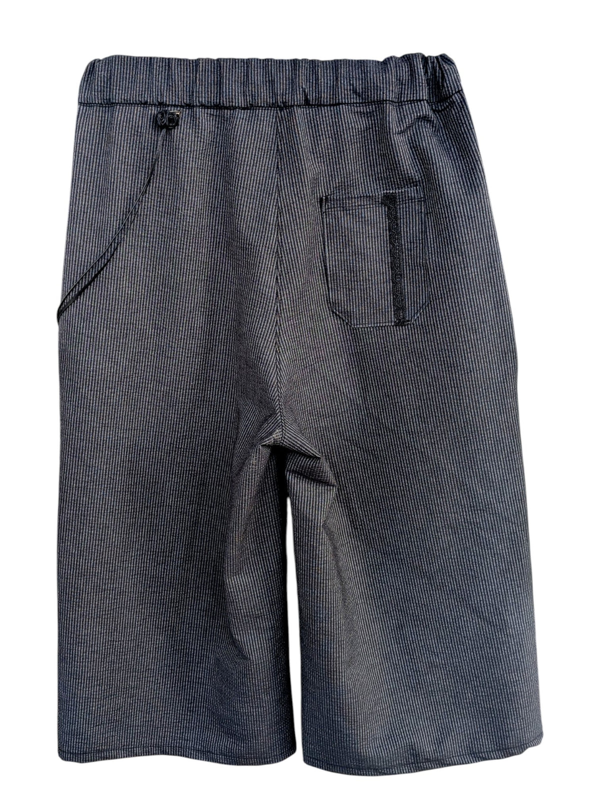 Bermudas Gothic Lolita