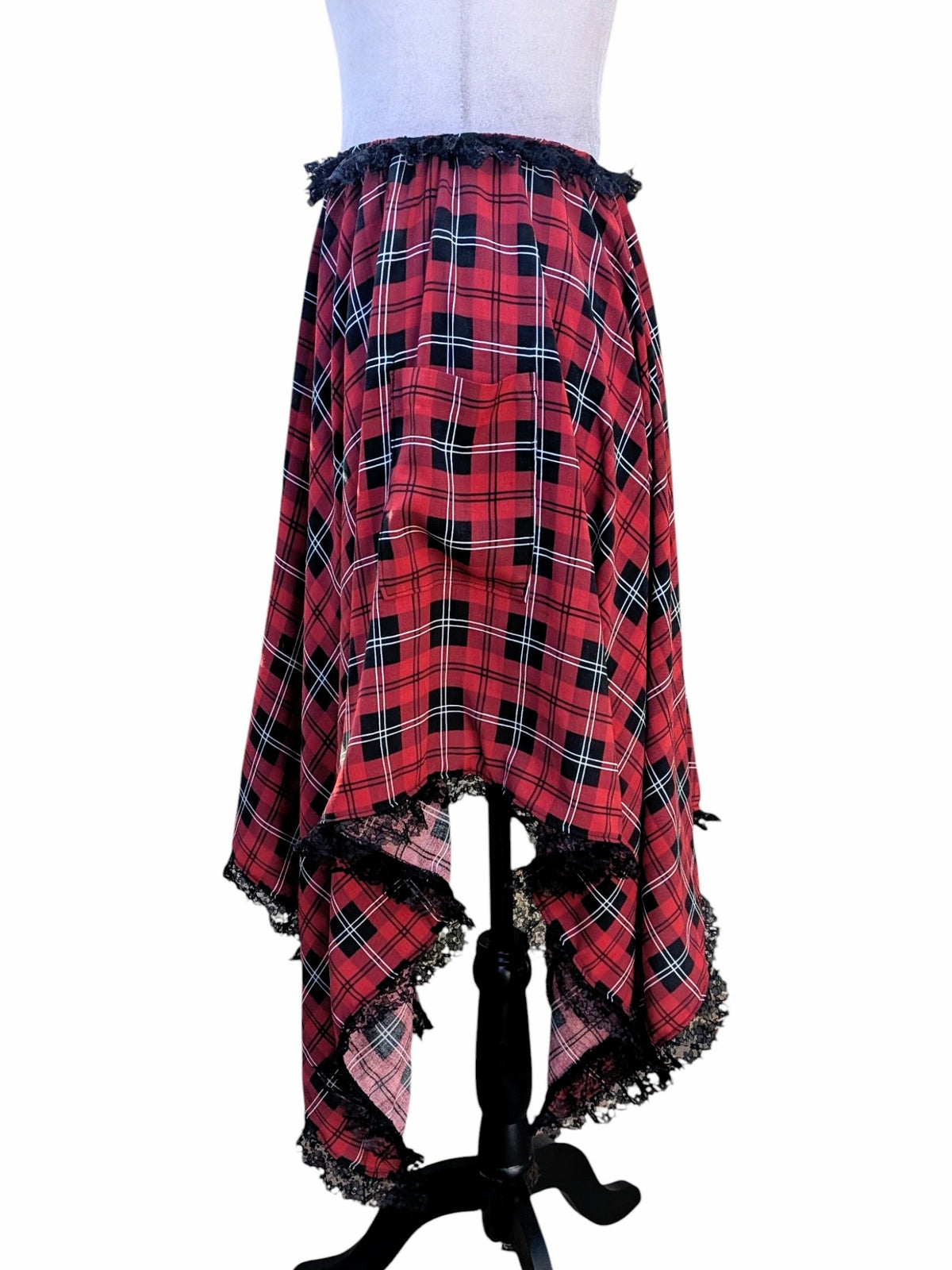 Falda Gothic roja y negra