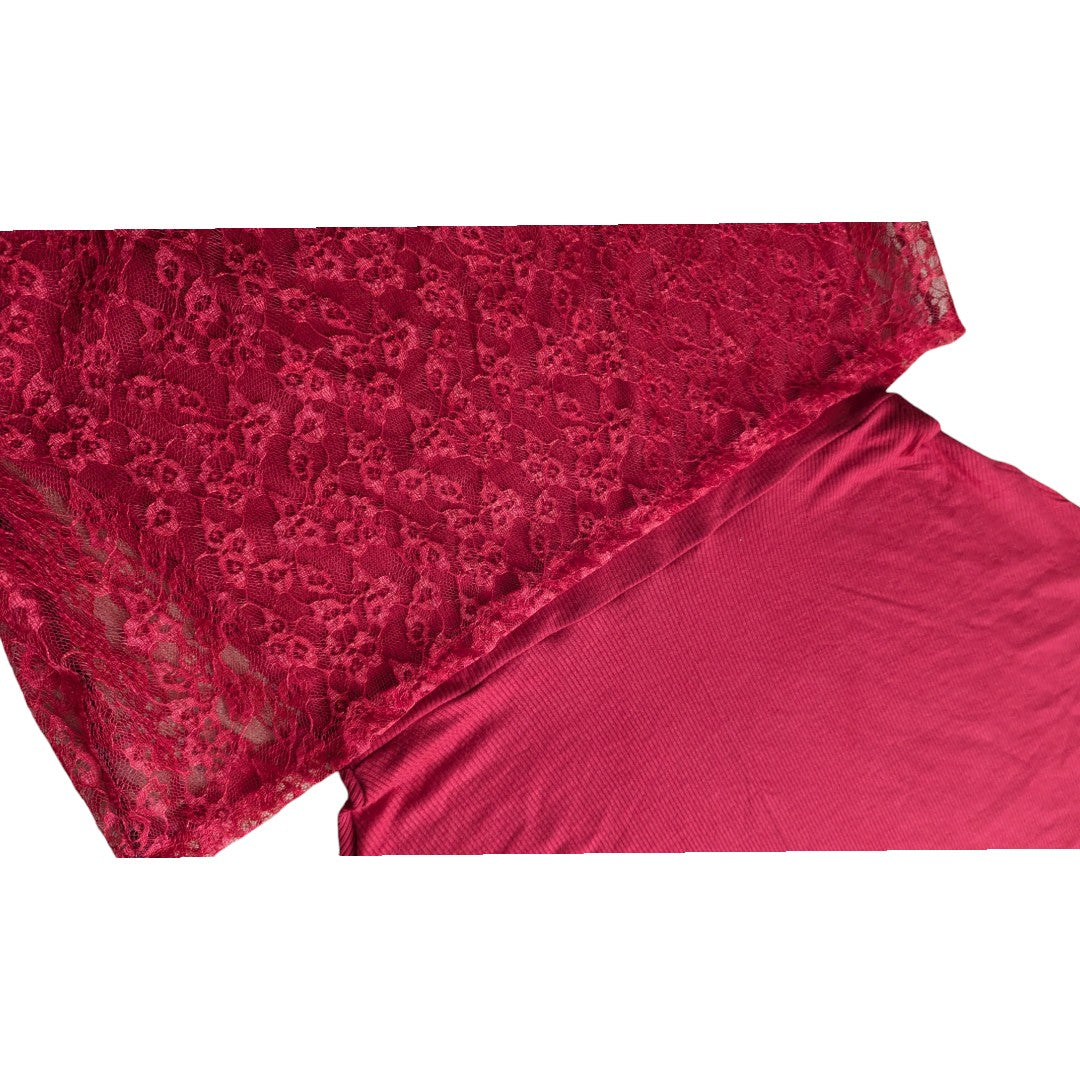 Conjunto Camiseta de encaje y Vestido rojos