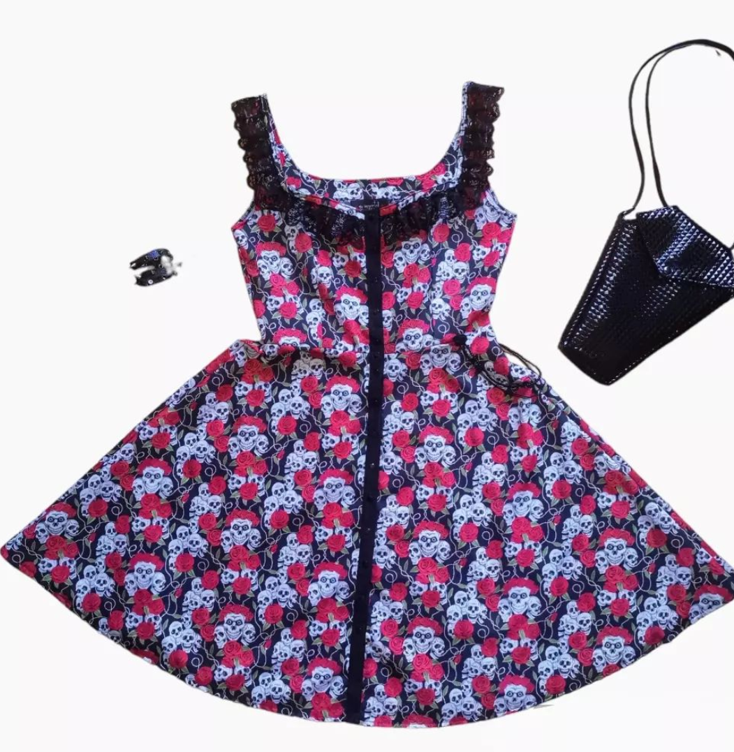 Vestido Calaveras y Rosas