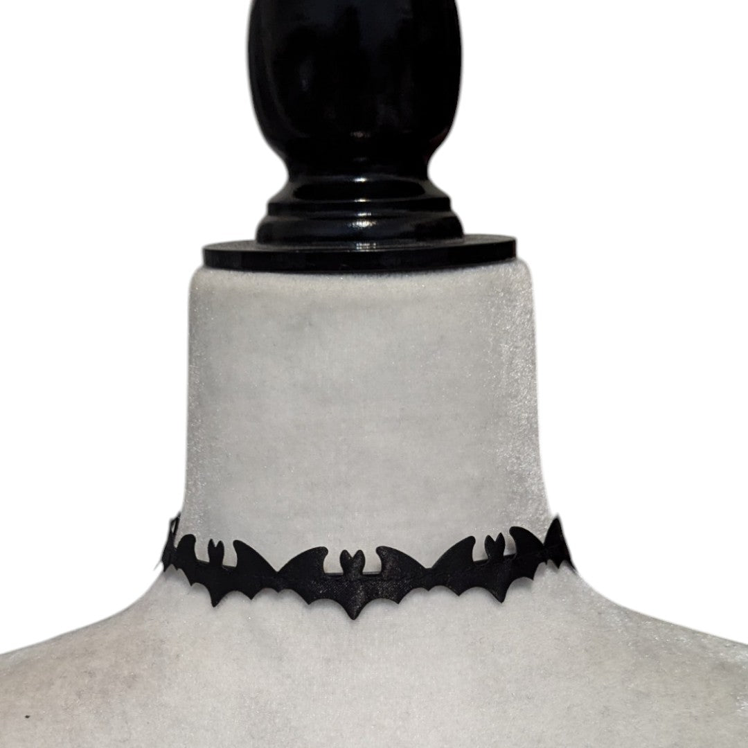 Collar Choker Murciélagos